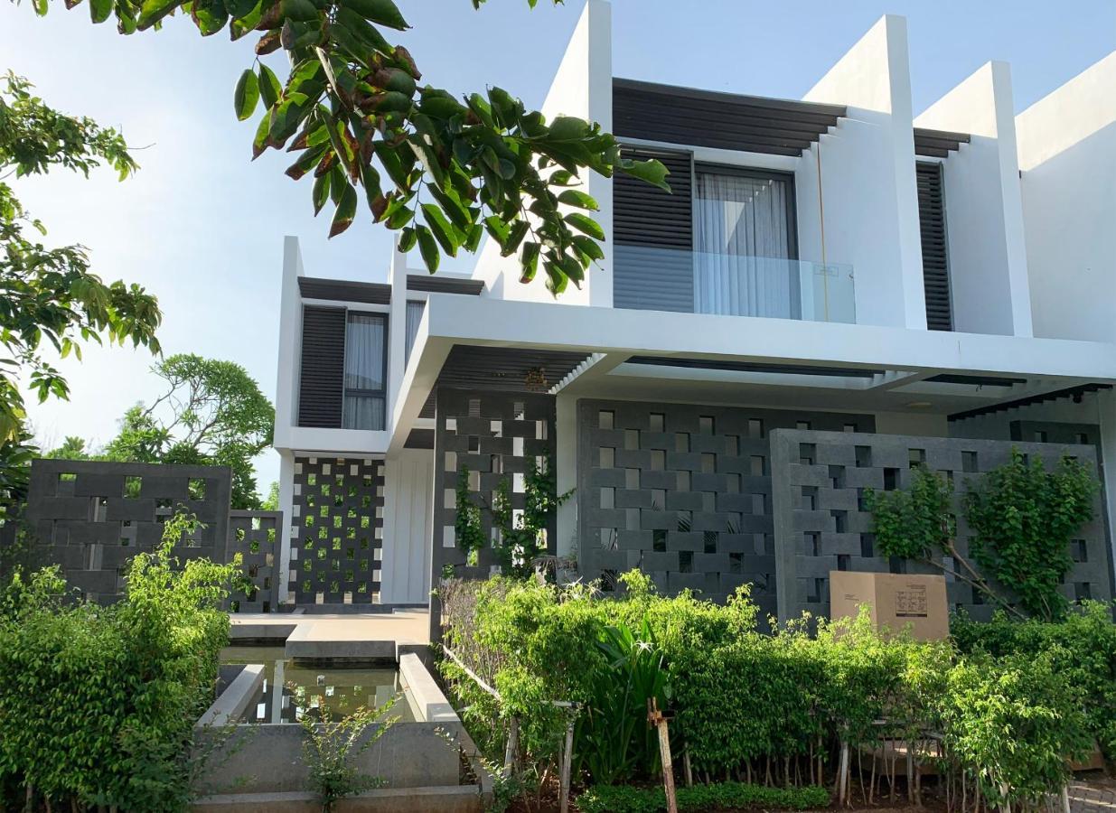 لونغ  هاي Okinawa Villas And Beach Club - Oceanami Resort المظهر الخارجي الصورة